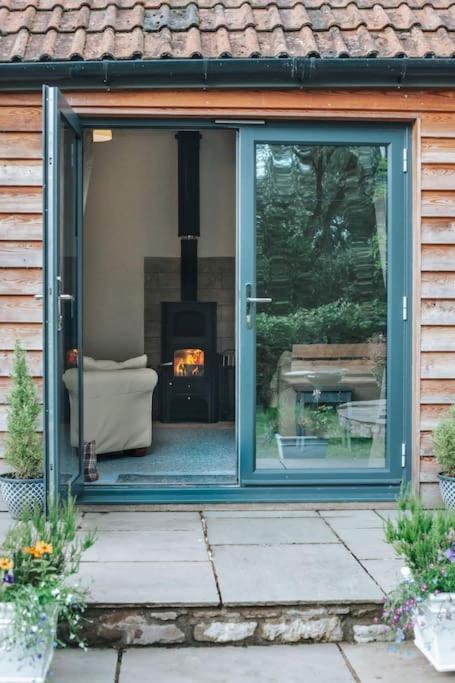 Cosy Cottage On Banks Of River Wye Foy Екстериор снимка